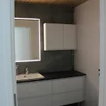 For 4 With Sauna דירה
